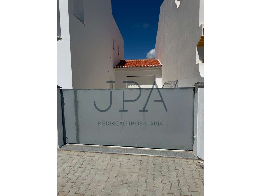 Altura - Em construção - moradia T4 com garagem e piscina-43