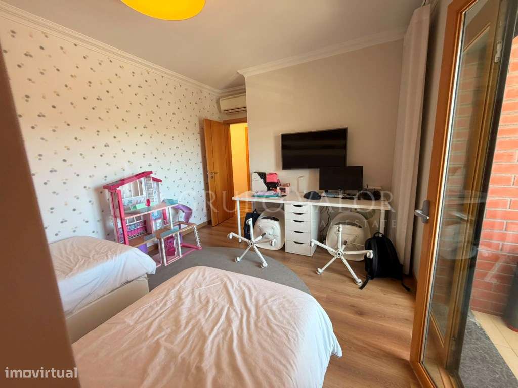 Apartamento T3 | Box 2 Viaturas | Colinas do Cruzeiro | Odivelas-15