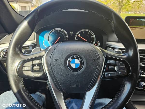 BMW Seria 5 520d Efficient Dynamics Luxury Line sport - 8