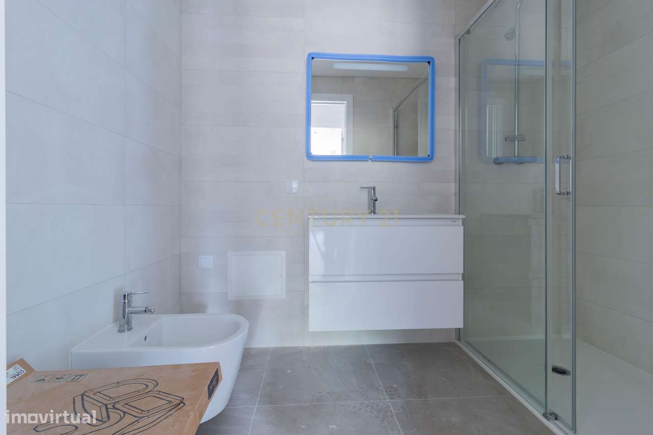 Apartamento T3 Novo-1