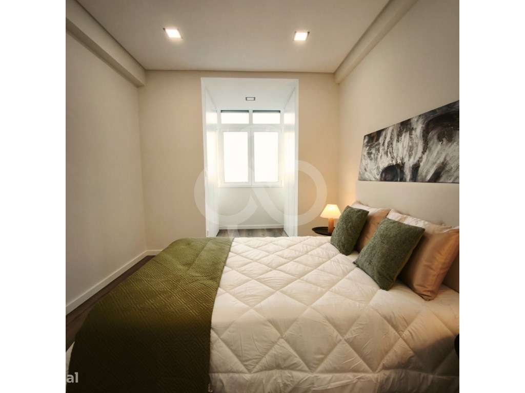 Apartamento T3 com muita luz em Bairro familiar em Benfica Lisboa-19