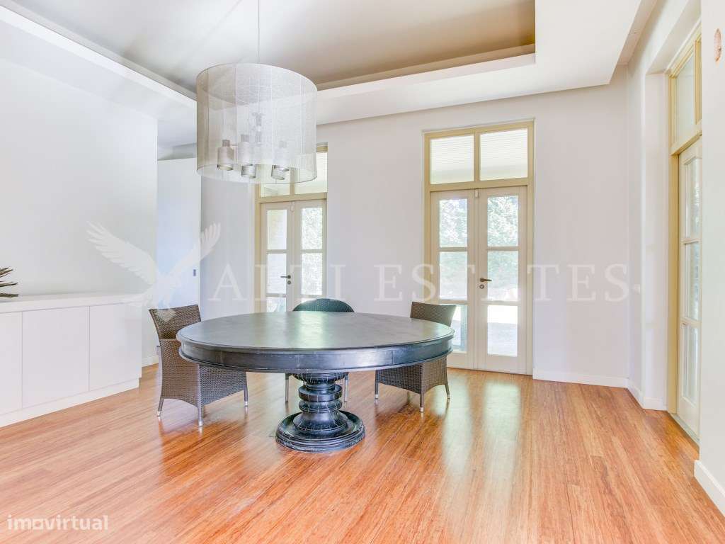 Moradia Única T4 + 1 Quinta da Marinha-10