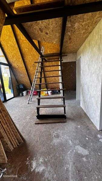 Vende-se Chalé suíço T3 - Grande imagem: 4/11