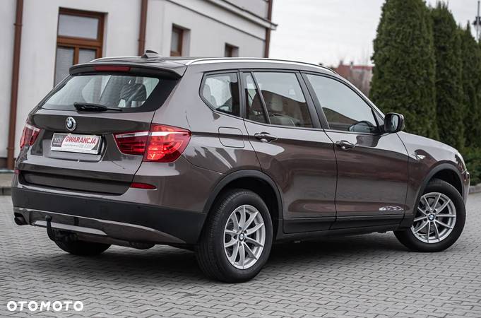 BMW X3 xDrive20i - 13