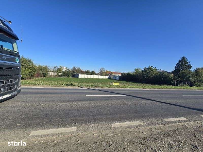 Vanzare teren intravilan 2500 mp,deschidere doua strazi Crevedia - Imagine principală: 4/5