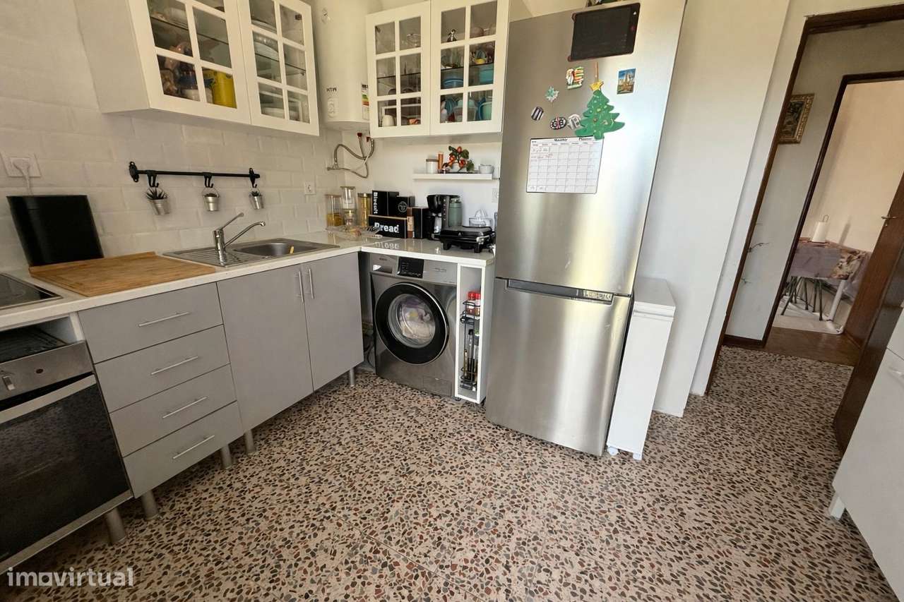 Moradia T3 | Box 2 Carros | Jardim | Exclusivo-3