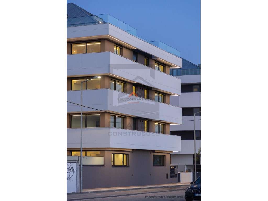 Apartamento T2+ Terraço Implex em Aveiro!-17