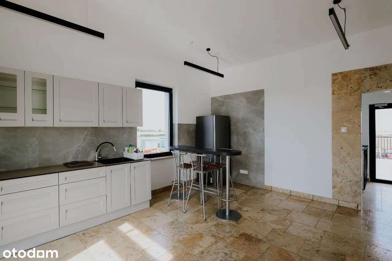 Nowoczesny budynek na sprzedaż/wynajem-16