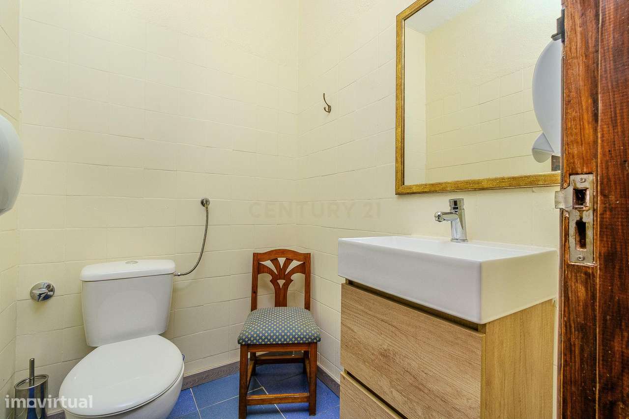 Bar para Trespasse em Albufeira-25