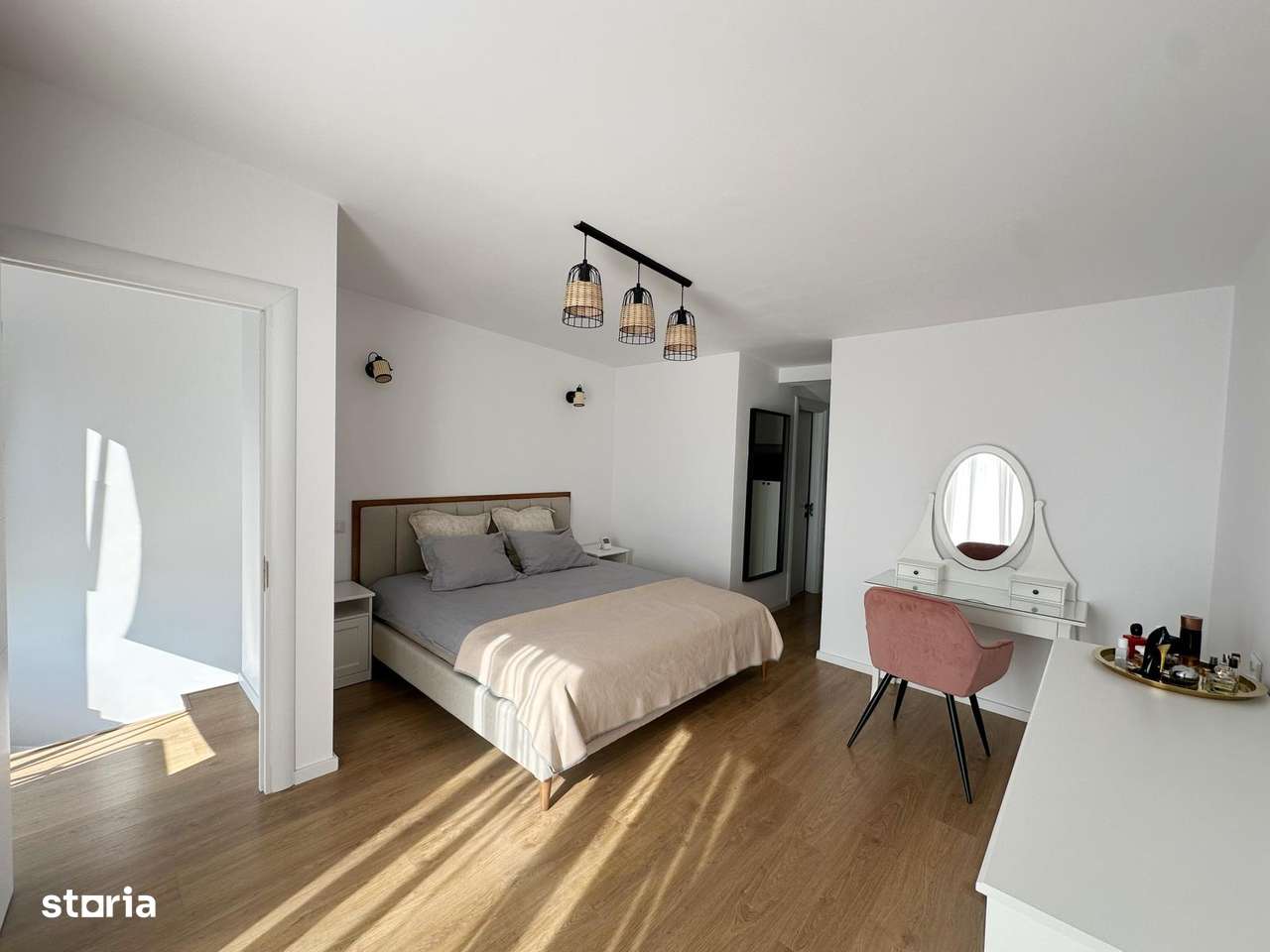 CASA INSIRUITA 4 CAMERE SI 3 BAI - DRUMUL BINELUI - Imagine principală: 4/20