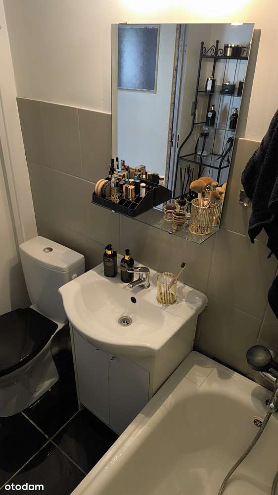 przytulny pokój z kuchnią-5