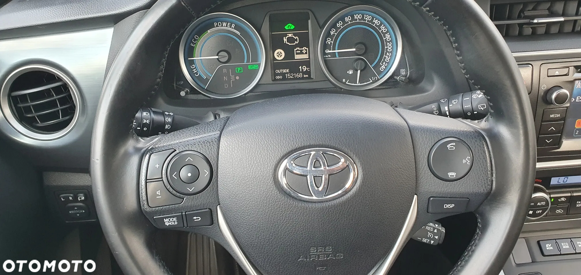 Toyota Auris - 23