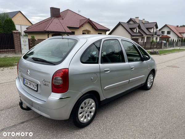 Citroën Xsara Picasso 2.0 16V Exclusive - 5