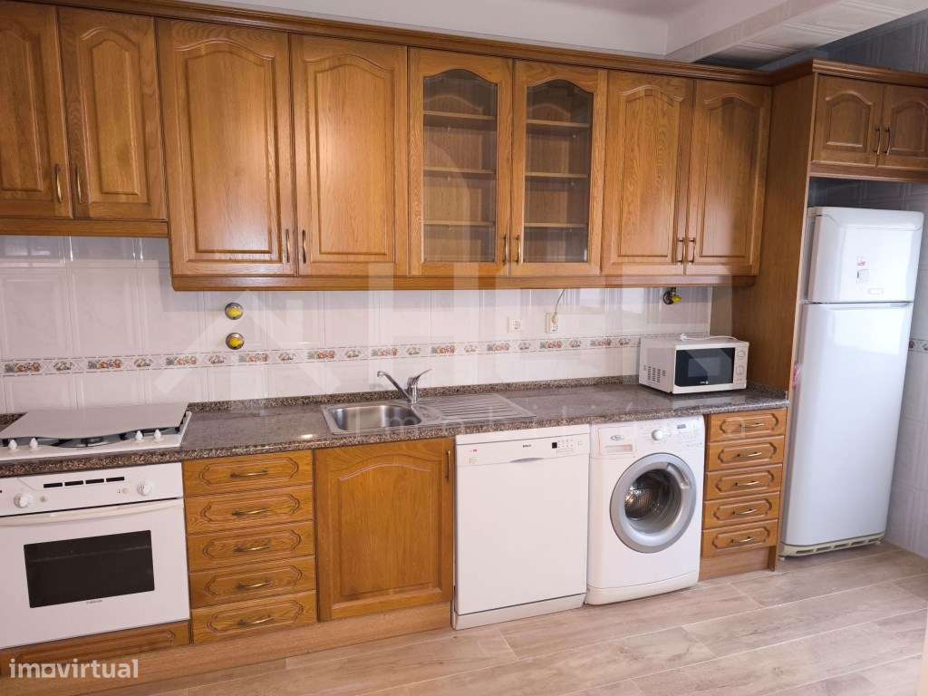 T3 | RENOVADO | 2 CASAS DE BANHO | ALTO SEIXALINHO-11