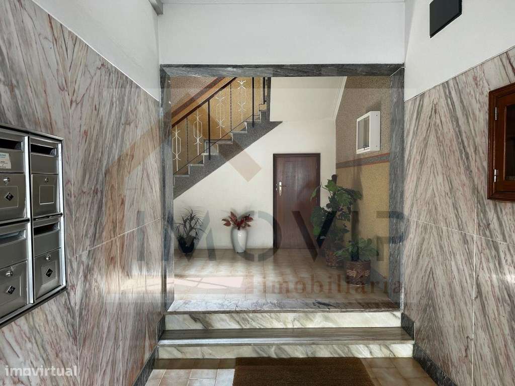 Vende-se apartamento central-18