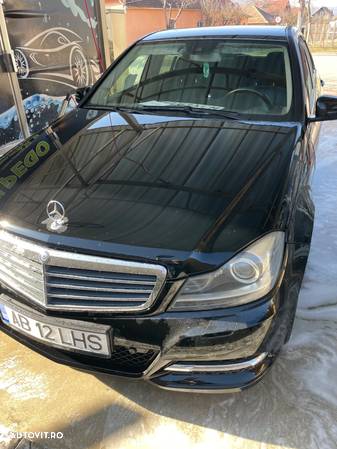 Mercedes-Benz C 200 CDI BlueEFFICIENCY - 1