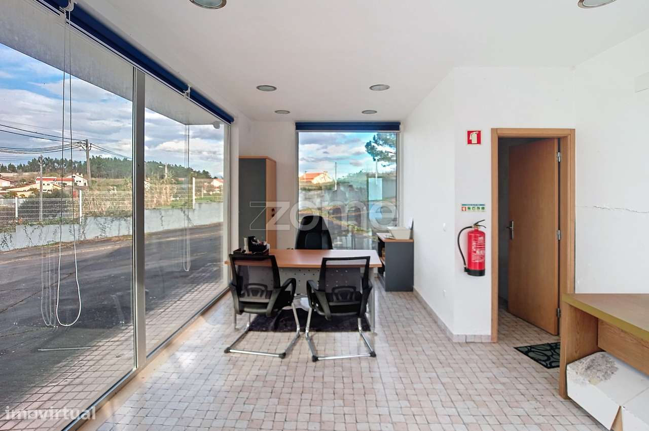 Stand para Automóveis com Escritório e WC + Terreno Urbanizável - Grande imagem: 3/18