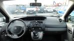 Renault Scenic 1.6 16V Privilege - 9