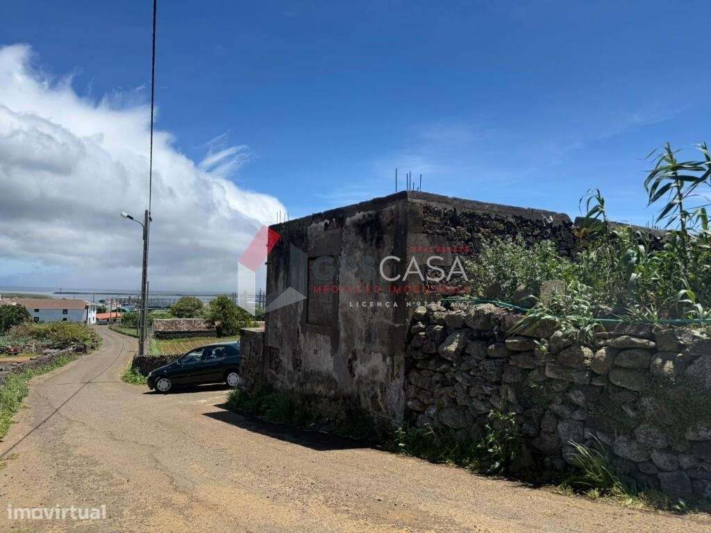 Moradia T1 com Vista Mar e Projeto Aprovado – Santa Cruz-20