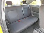 Opel Corsa 1.2 16V Essentia - 12