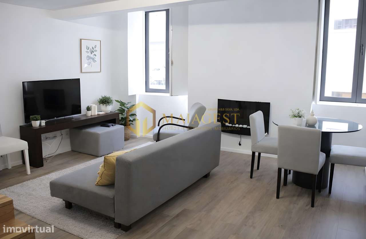 Excelente T1 Duplex Mobilado no Centro de Vila Nova de Gaia - Grande imagem: 2/14