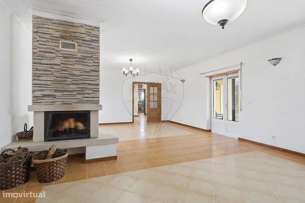 Moradia T5 para venda - Grande imagem: 2/31