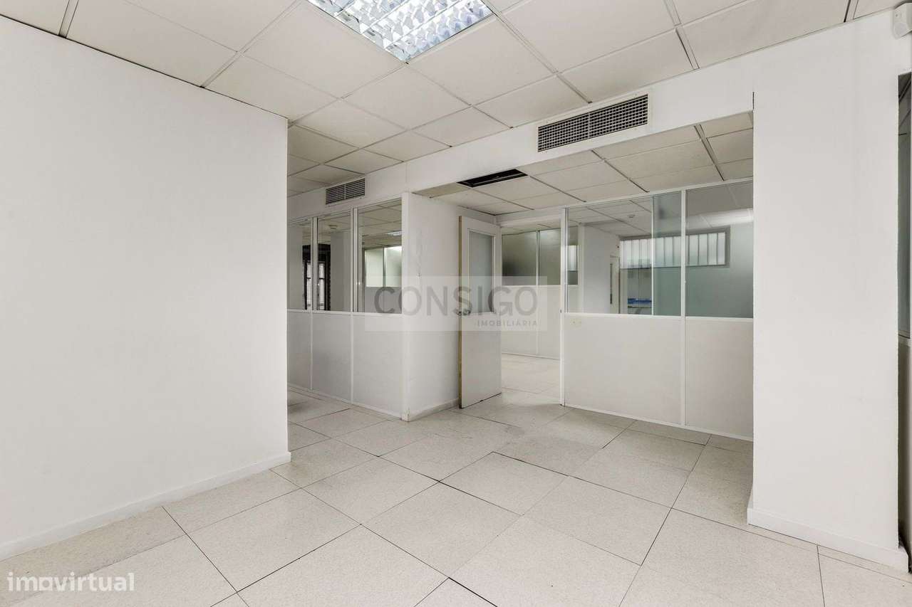 Espaço Comercial Moderno em Algés-15