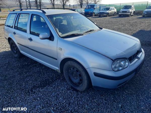 Dezmembrez VW Golf 4 - 4