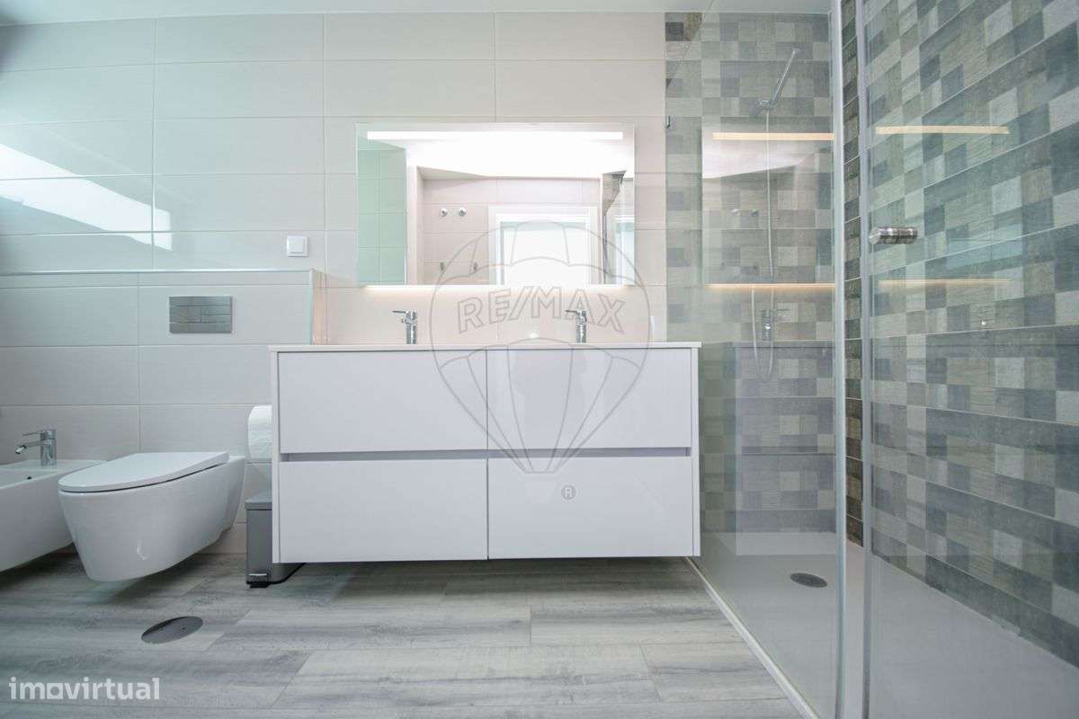 Moradia T5 para venda-30