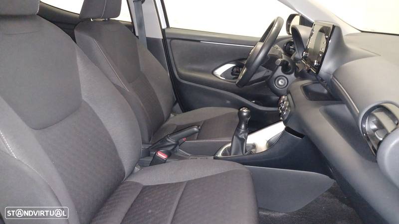 Toyota Yaris 1.0 VVT-i Comfort Plus - 6