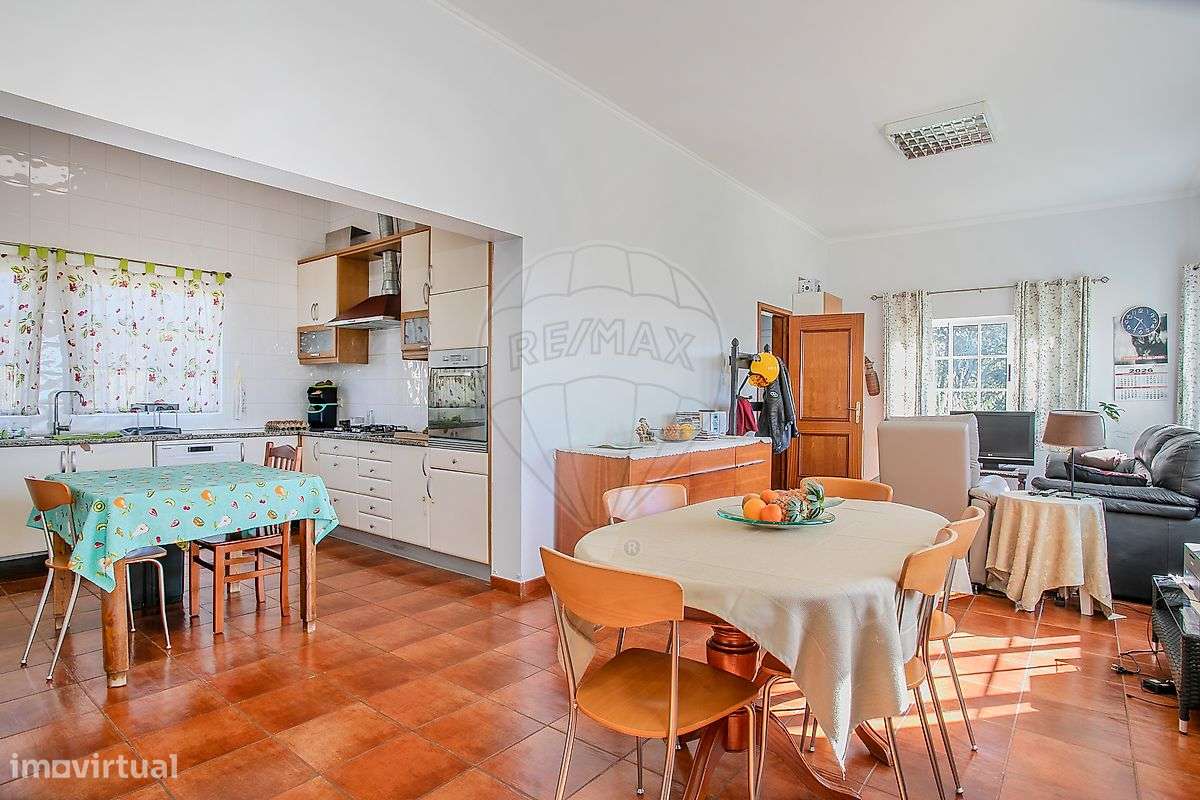 Moradia T6 para venda-15