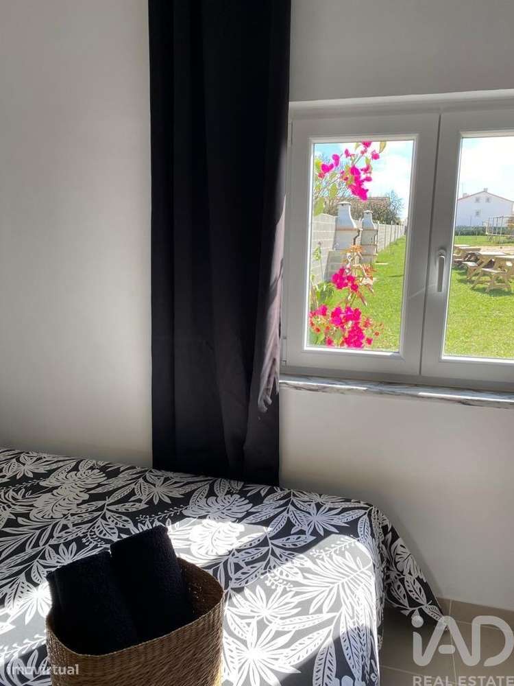 Propriedade T11 em Atouguia da Baleia de 500,00 m2 - Grande imagem: 3/30