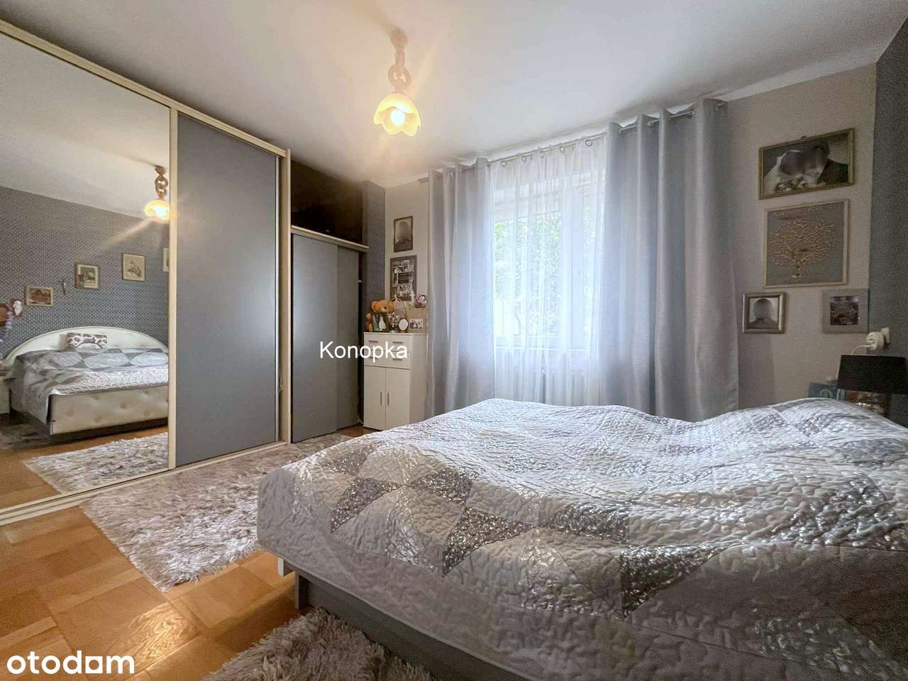 Solidny dom z tarasem i garażem-1