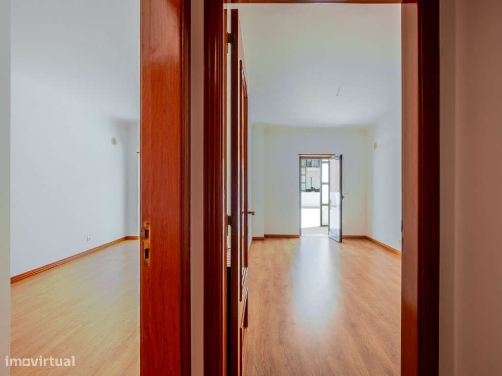 Apartamento T2 com terraço de uso exclusivo-19