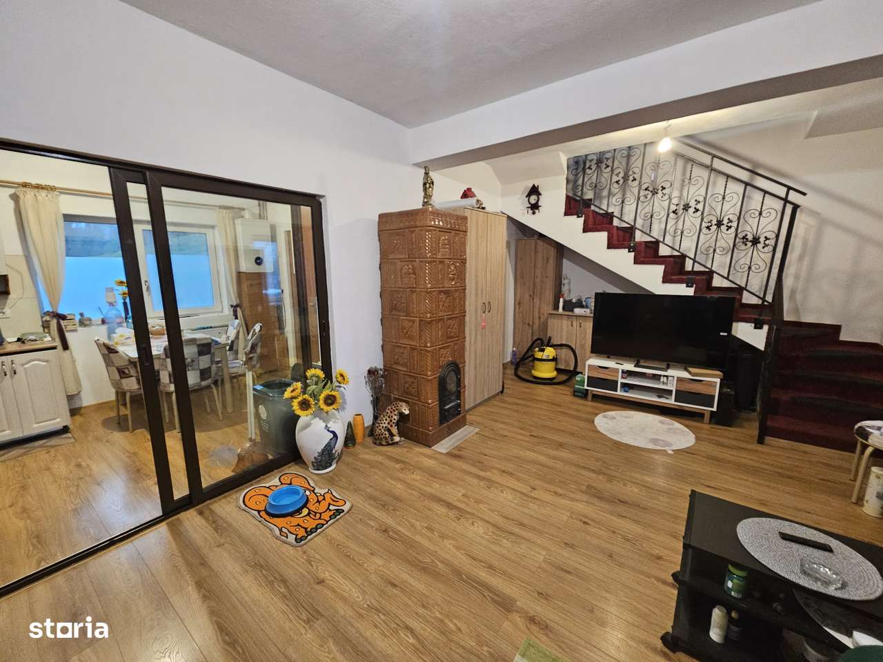 De vânzare Vilă P+1,Budeasa, teren 900 mp.,poziție frumoasă!-6