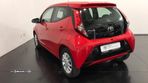 Toyota Aygo 1.0 X-Play Plus - 2