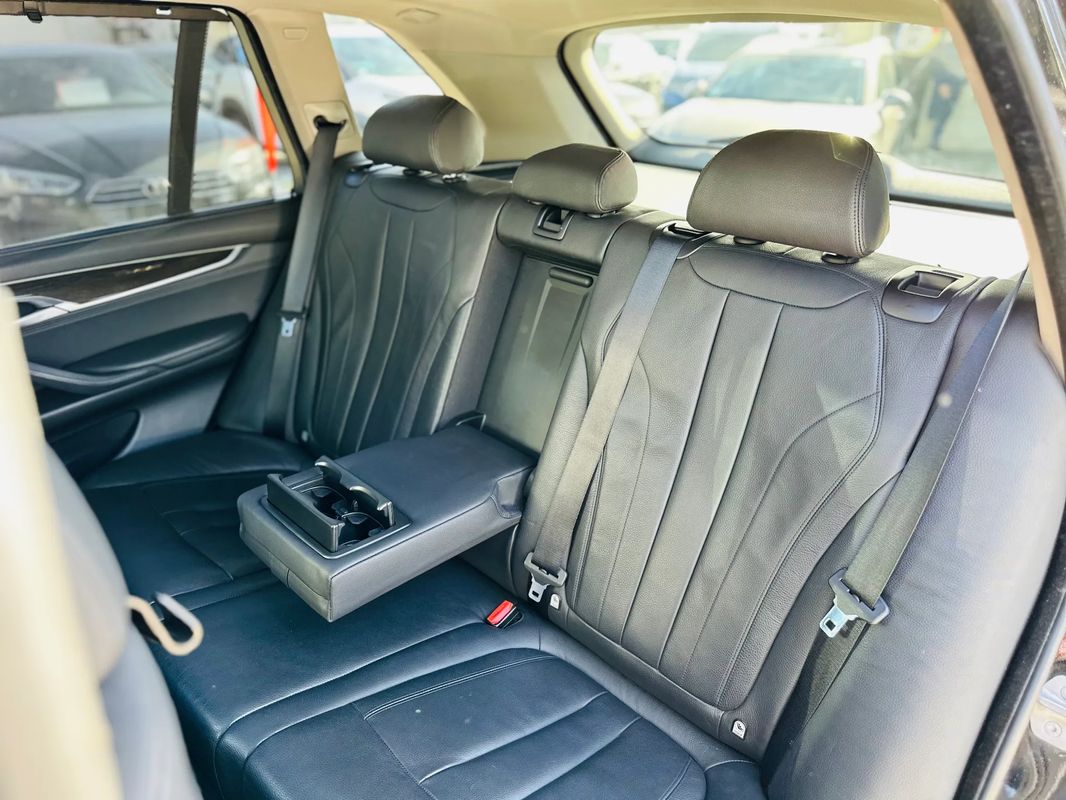 BMW X5 xDrive30d - 38