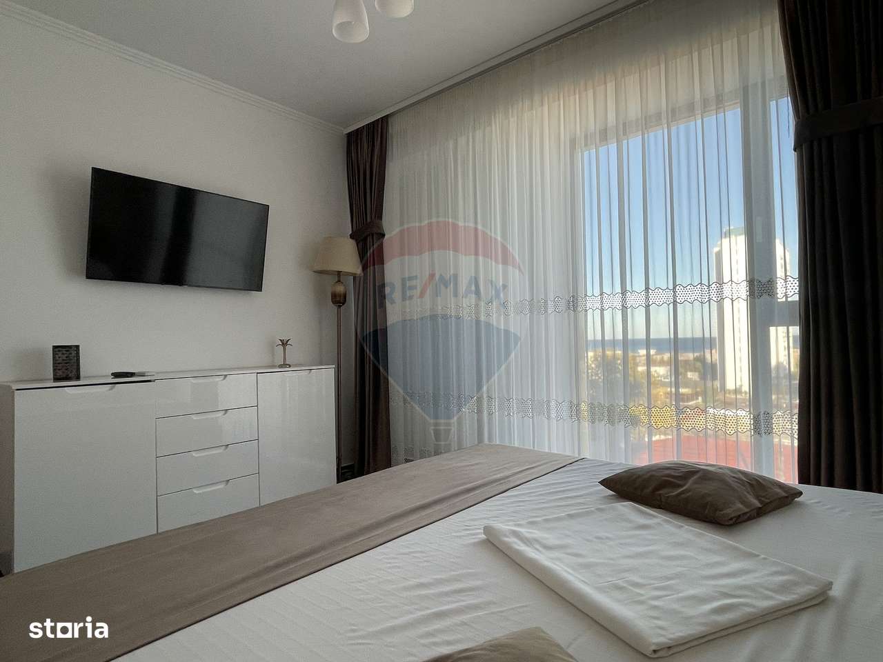 Apartament cu 2 camere de închiriat Mamaia Central termen lung - Imagine principală: 2/8