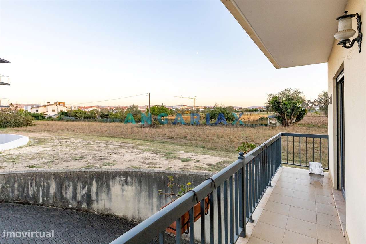 ANG1689 - Apartamento T3 para Venda em Jardoeira, Batalha-13