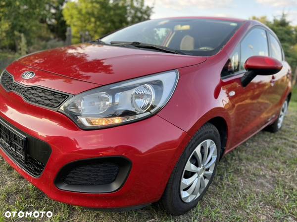 Kia Rio 1.2 Attract - 3