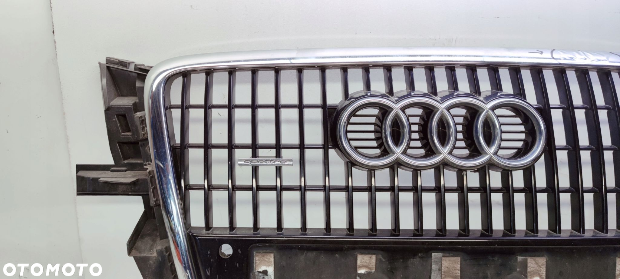 GRILL ATRAPA CHŁODNICY AUDI Q5 8R 8R0853651 - 2