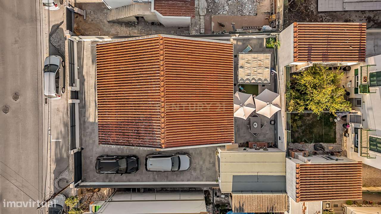 Moradia T3 isolada com garagem, Quinta do Conde-49