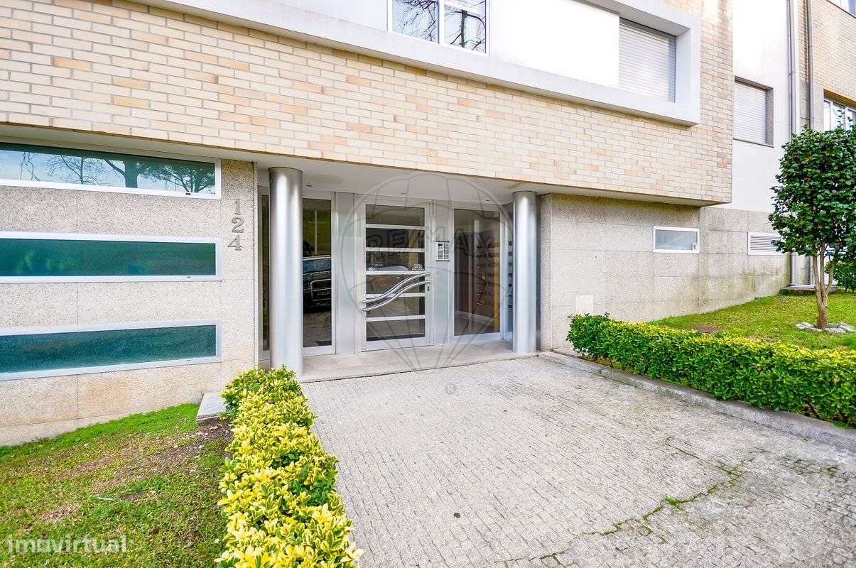 Apartamento T1 para arrendamento - Grande imagem: 1/20