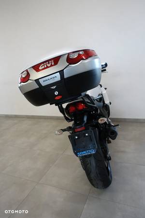 Yamaha FZ - 9