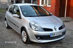 Renault Clio 1.2 16V 75 Collection - 13
