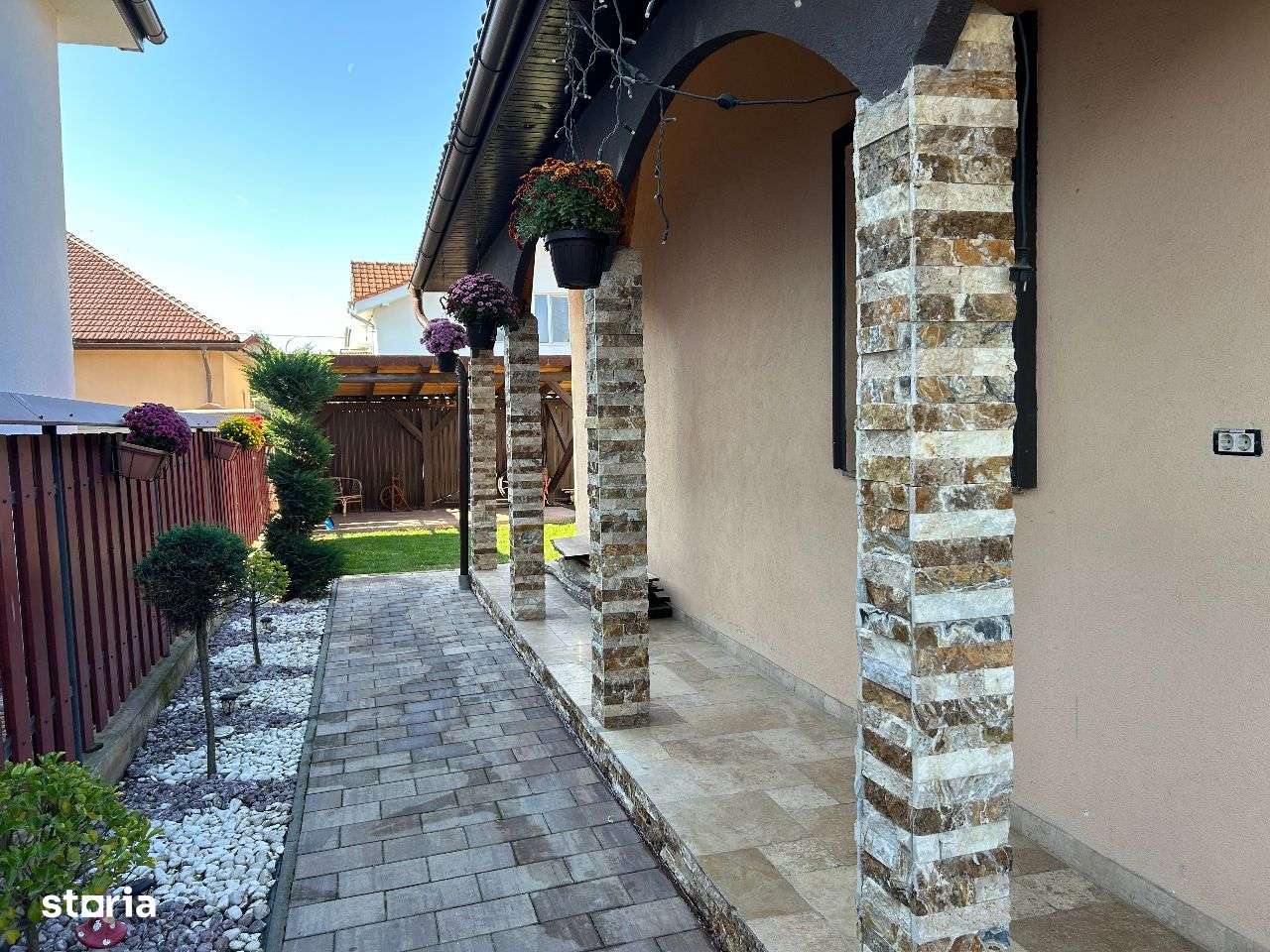 Vand vila in Livada,an constr.2015,P+M,moderna,sc.180 mp. - Imagine principală: 4/15