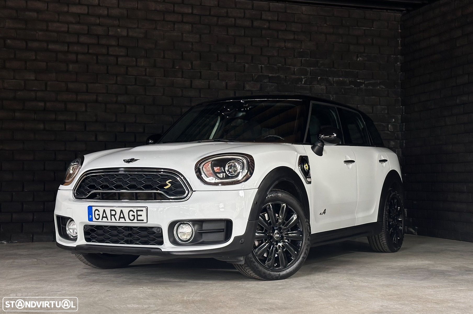 MINI Countryman Cooper SE ALL4 Auto - 1