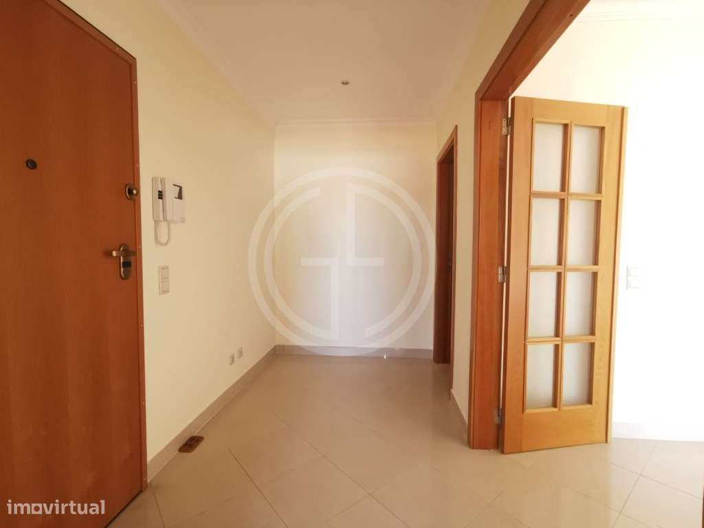 Apartamento T3 no centro de Vilamoura, em condomínio com piscina e ...-13