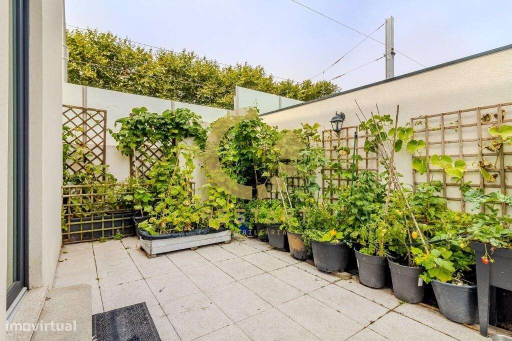 MORADIA T3 NA GRANJA A 6 MINUTOS A PÉ DA PRAIA TOTALMENTE RENOVADA EM - Grande imagem: 5/38