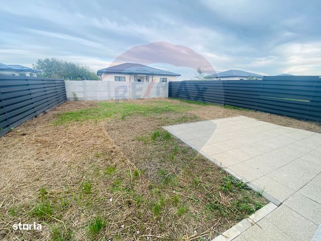 Vilă cu 4 camere de vânzare, curte, 2 locuri parcare, ansamblu inchis-5